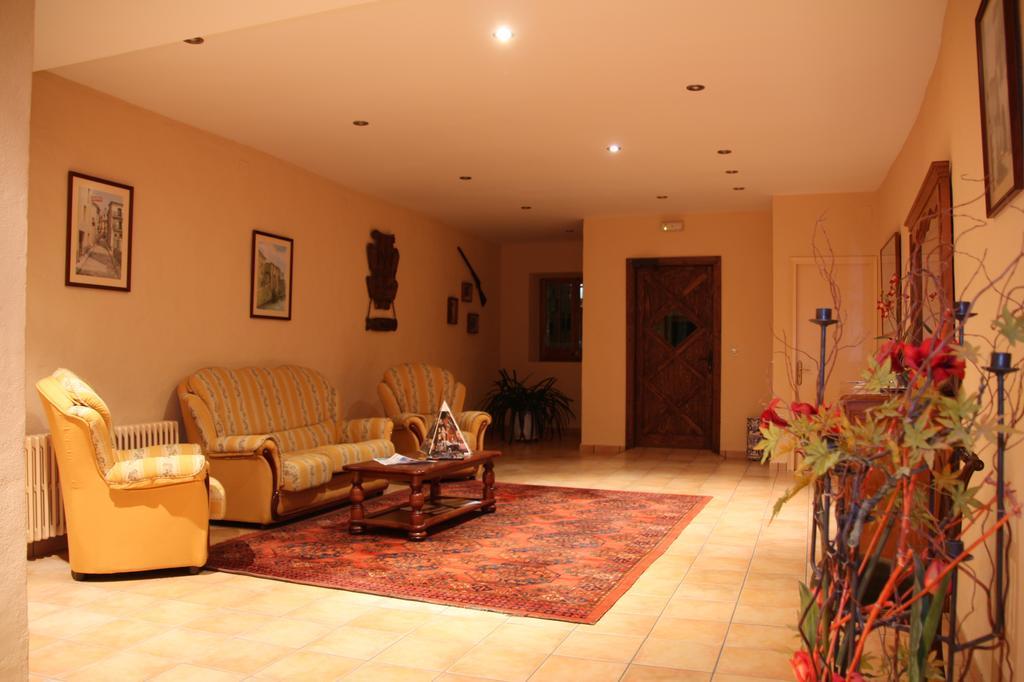 Apartamentos Cal Ratero Macanet De Cabrenys Room photo